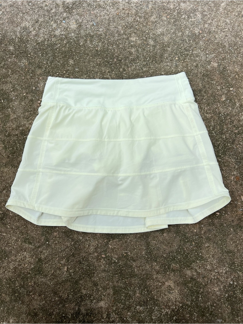 Lululemon Pace Rival Mid Rise Tennis Mini Skirt Elixir Yellow Size 4 Long